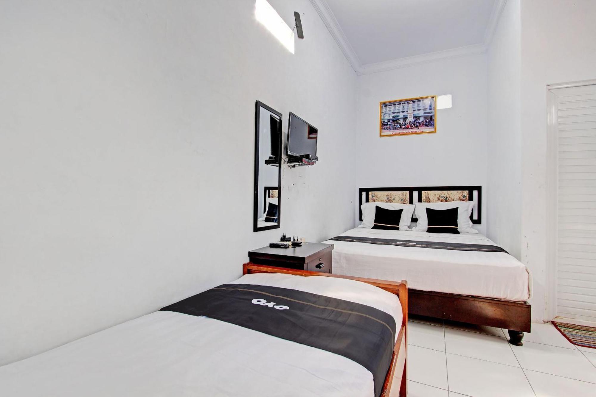 Capital O 92929 Hotel New Tirta Kencana Syariah Tegal  Eksteriør bilde