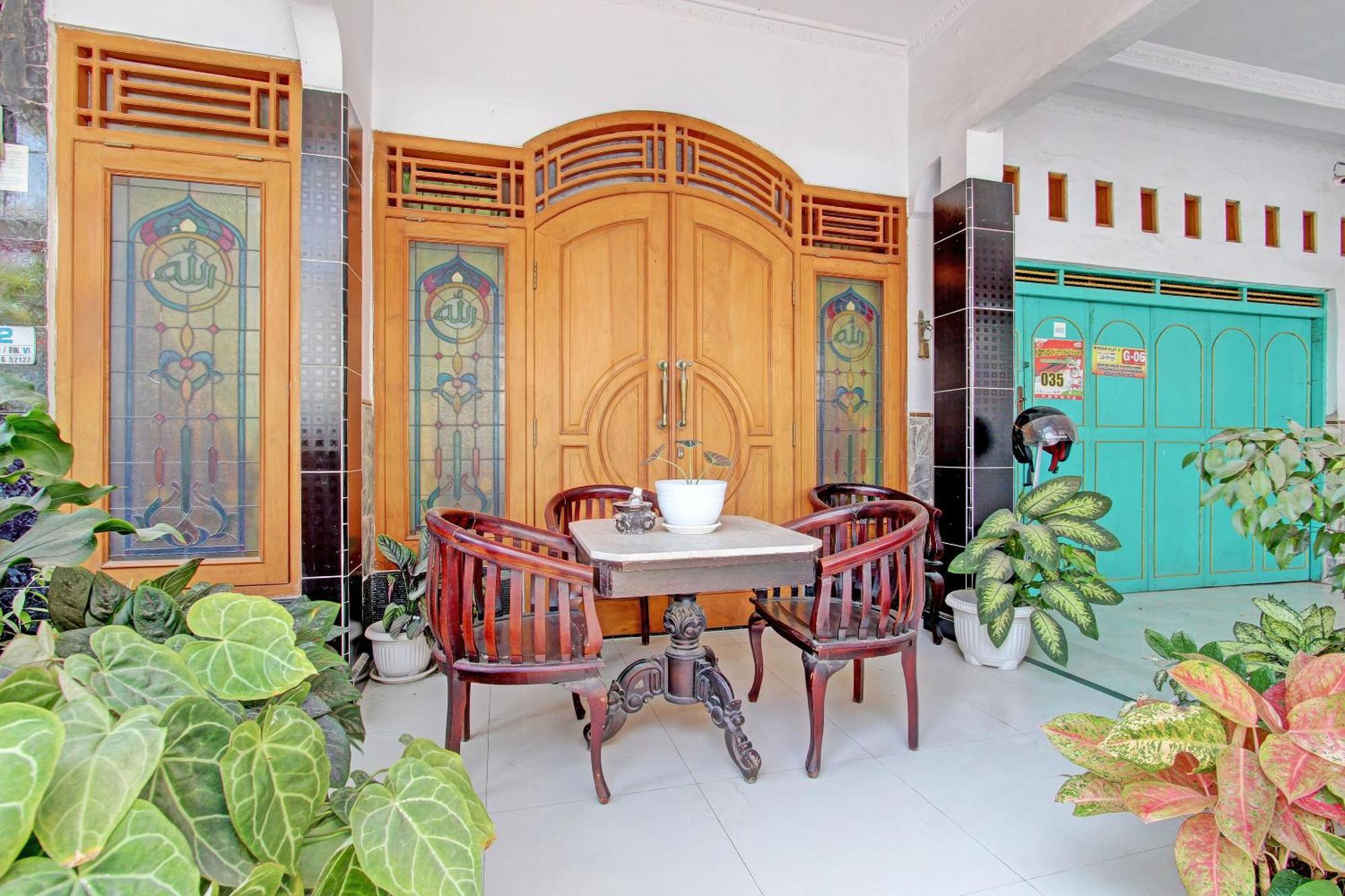 Capital O 92929 Hotel New Tirta Kencana Syariah Tegal  Eksteriør bilde